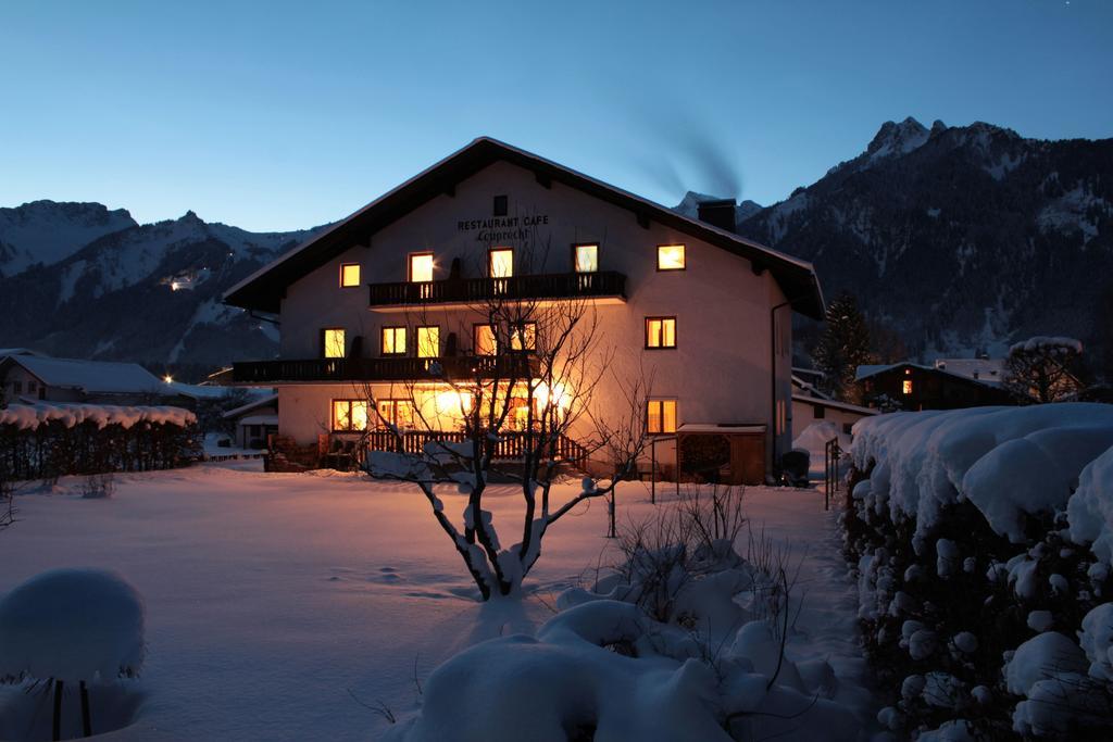 Pension Leuprecht Reutte Exteriör bild