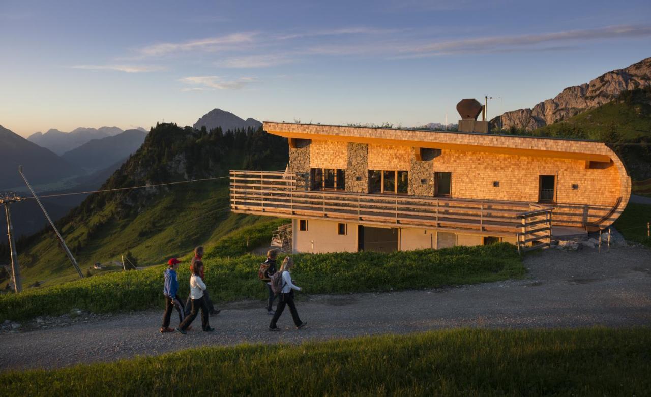 Pension Leuprecht Reutte Exteriör bild